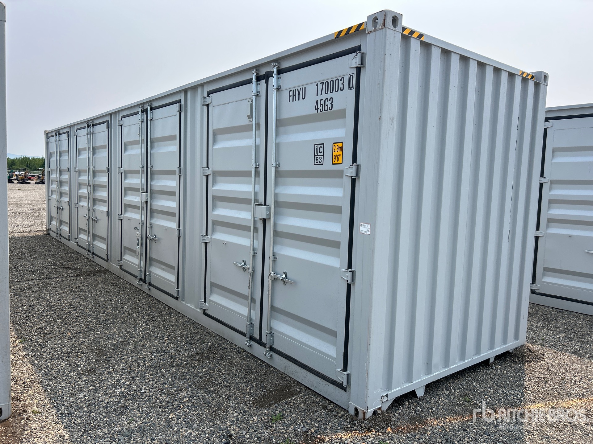 2026 40 ft High Cube Multi-Door Storage Container