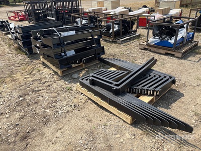 Quantity of (12) 2026 Mower King SA 48 in Fourches pour Skid Steer (Unused)