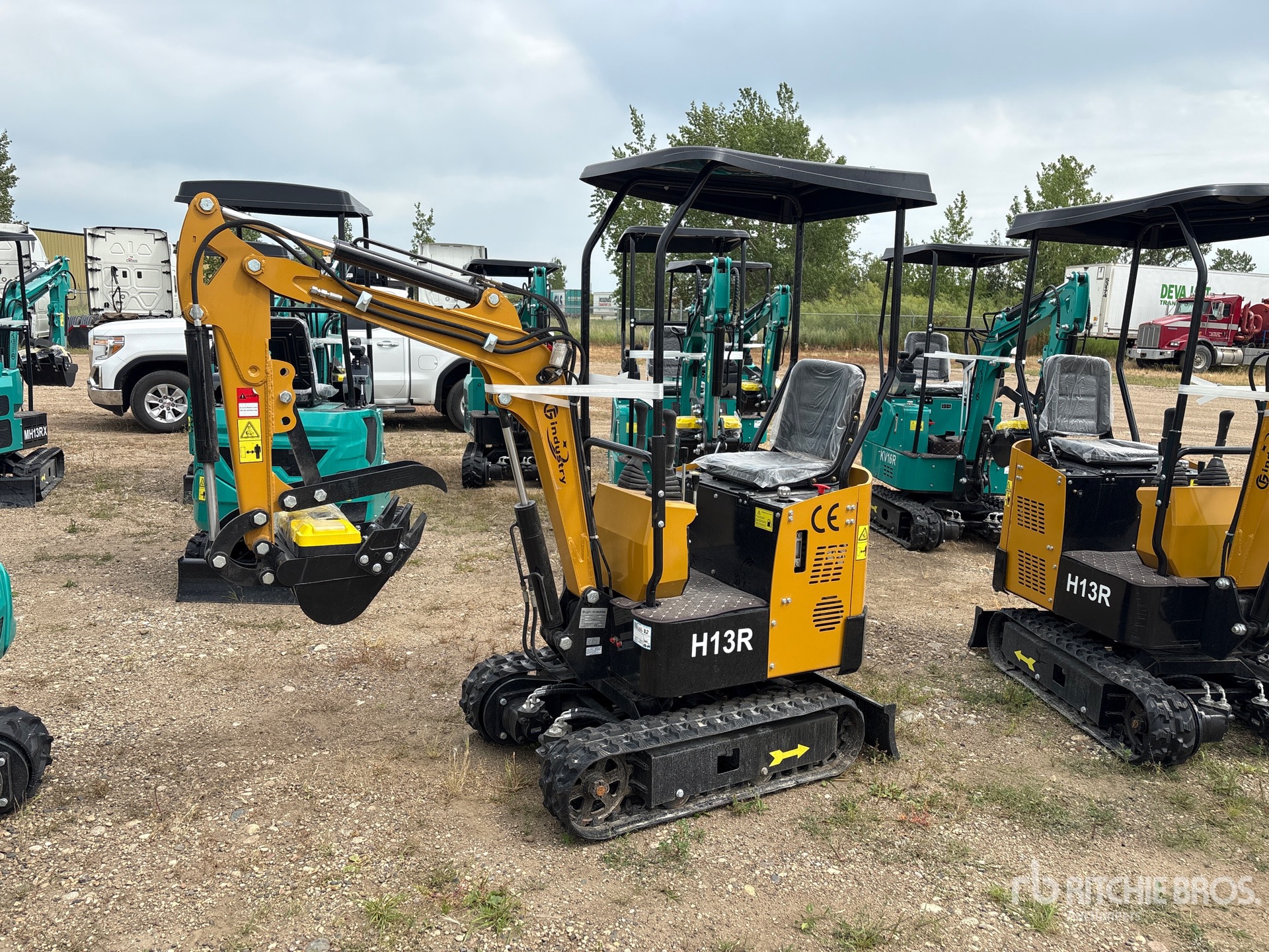 2026 CFG H13R Mini Excavator (Unused)