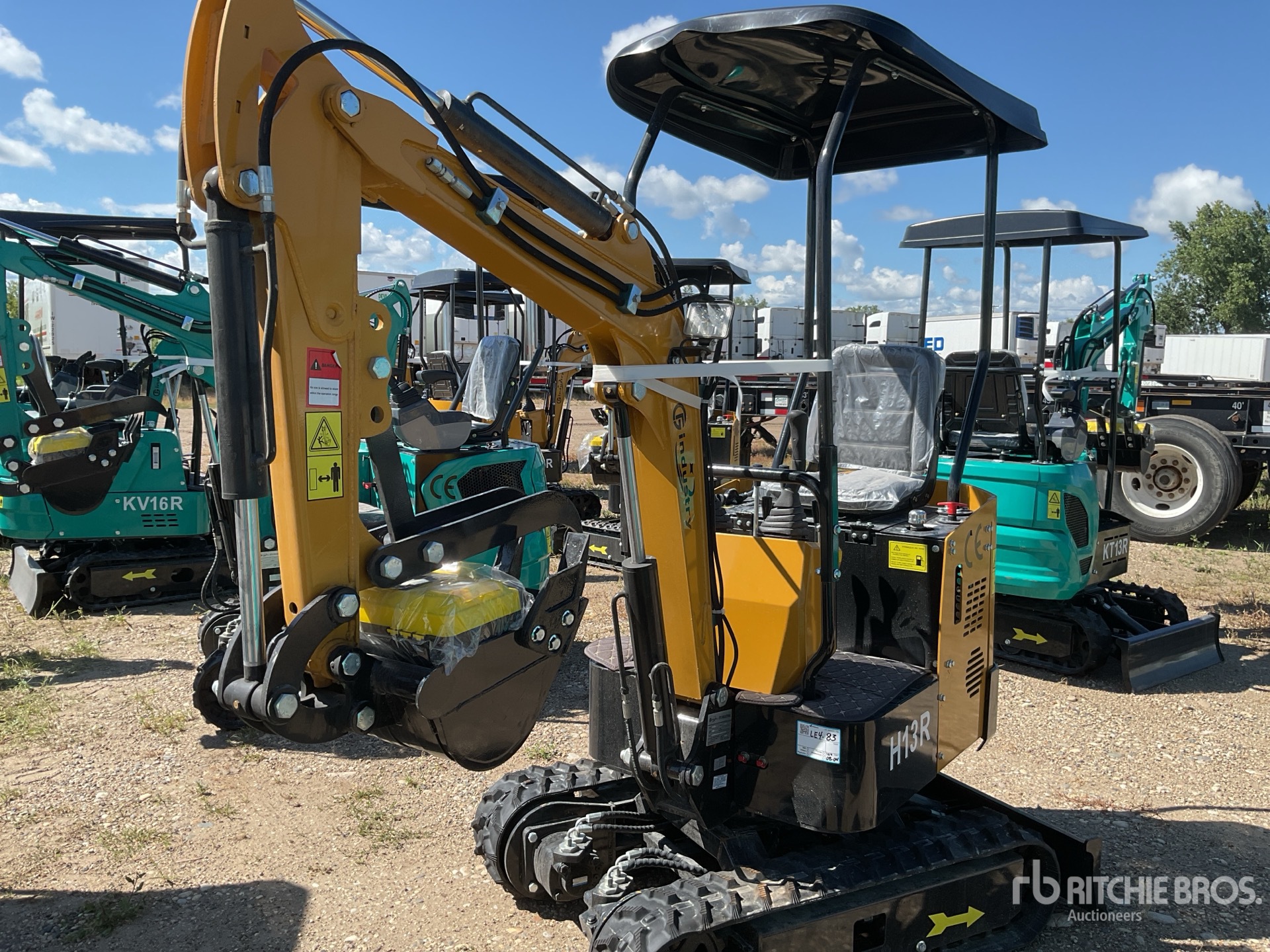 2026 CFG H13R Mini Excavator (Unused)