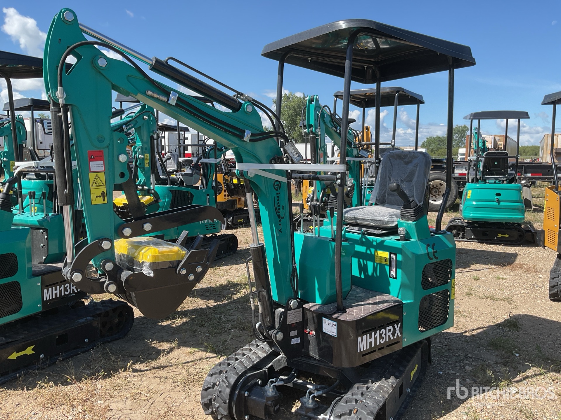2026 CFG MH13RX Mini Excavator (Unused)