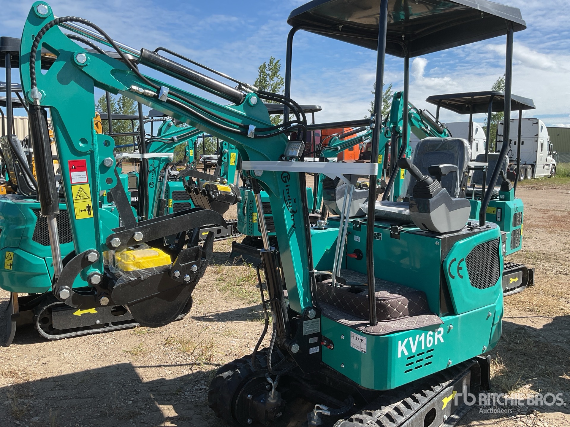2026 CFG KV16R Mini Excavator (Unused)