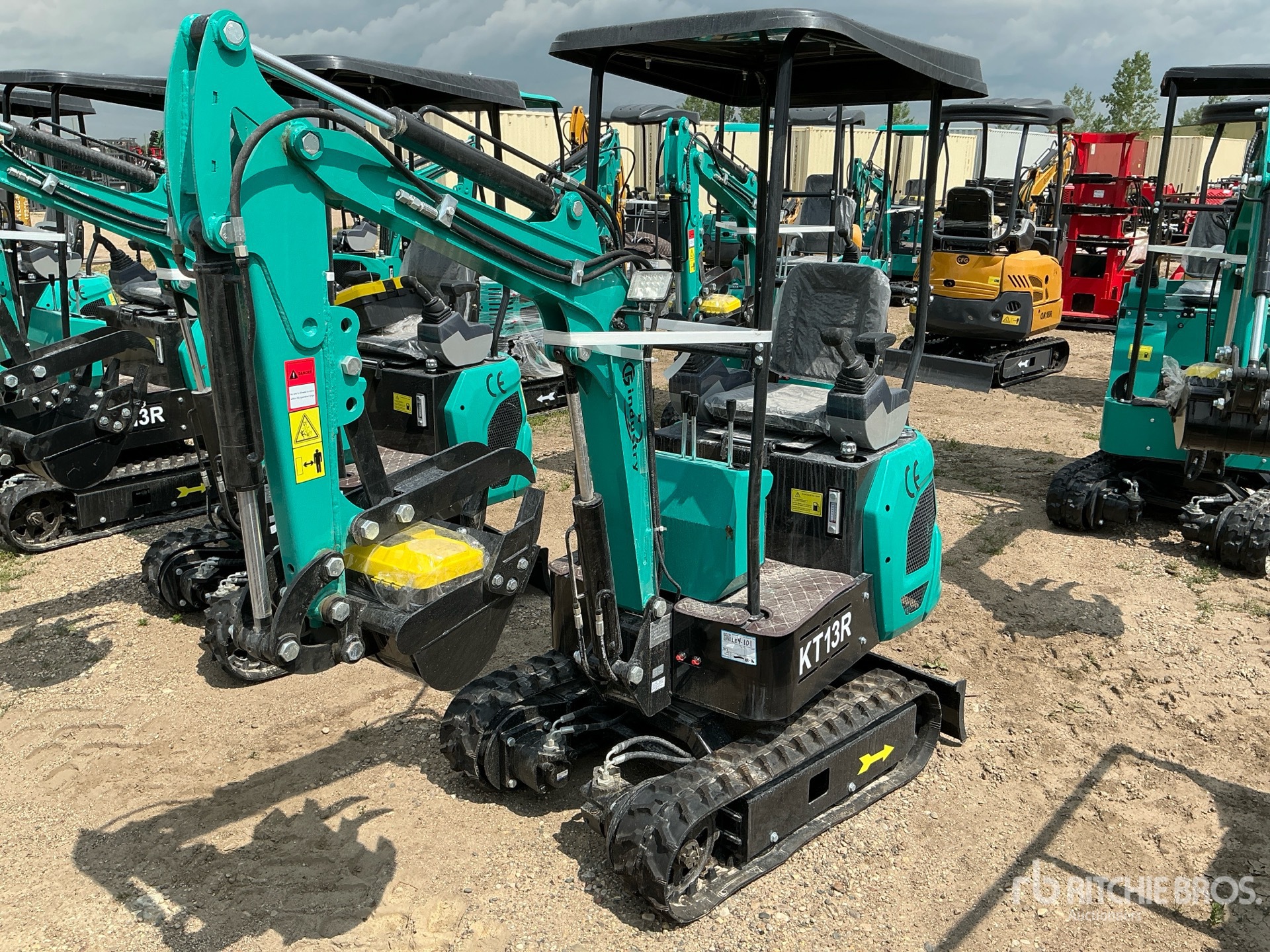 2026 CFG KT13R Mini Excavator (Unused)