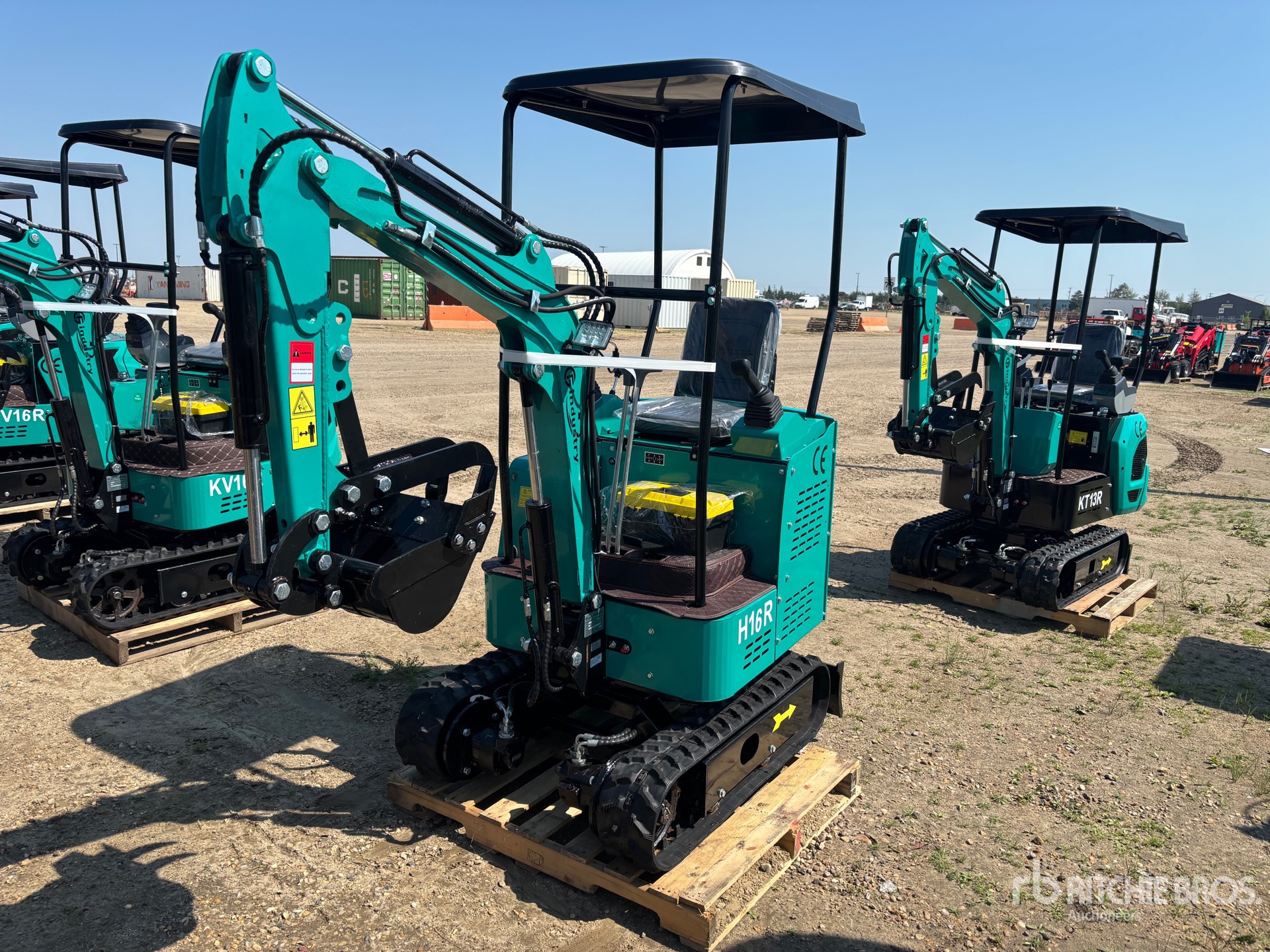 2026 CFG H16R Mini Excavator (Unused)