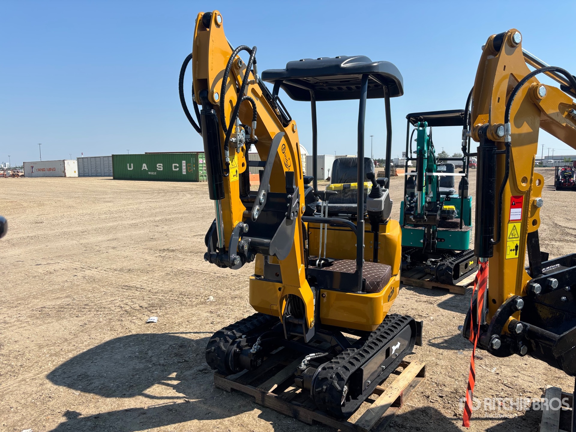 2026 CFG QK20R Mini Excavator (Unused)