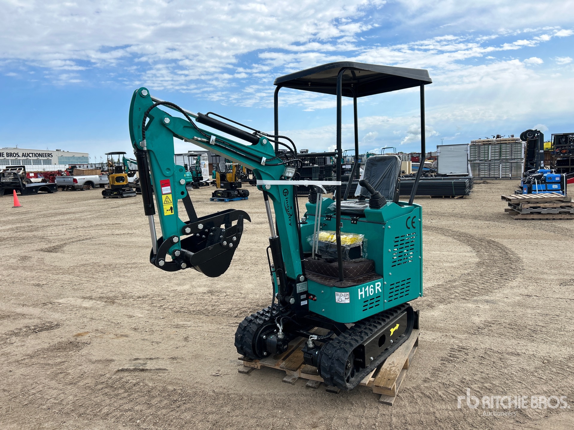 2026 CFG H16R Mini Excavator (Unused)