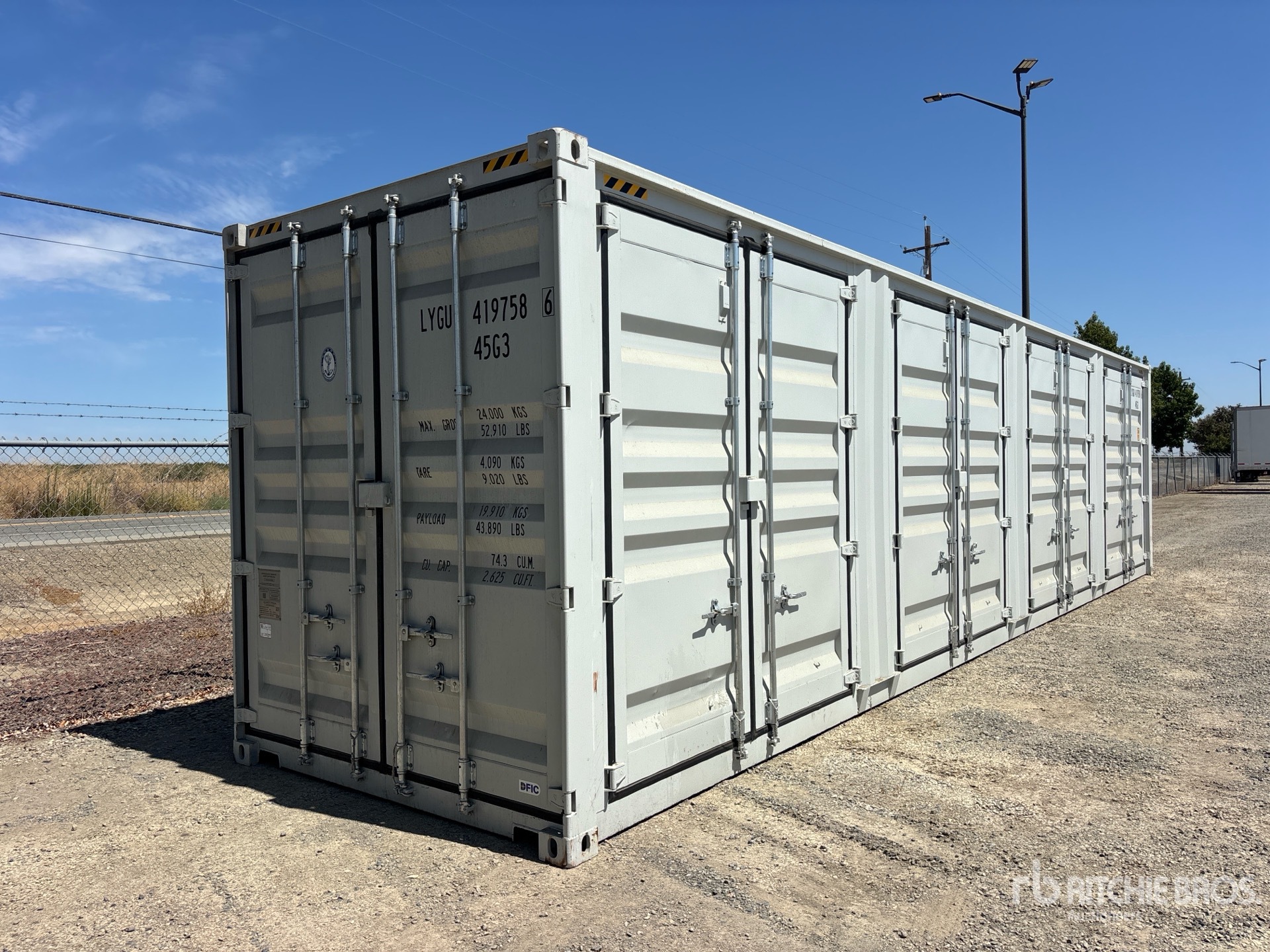 2026 40 ft High Cube Multi-Door Storage Container