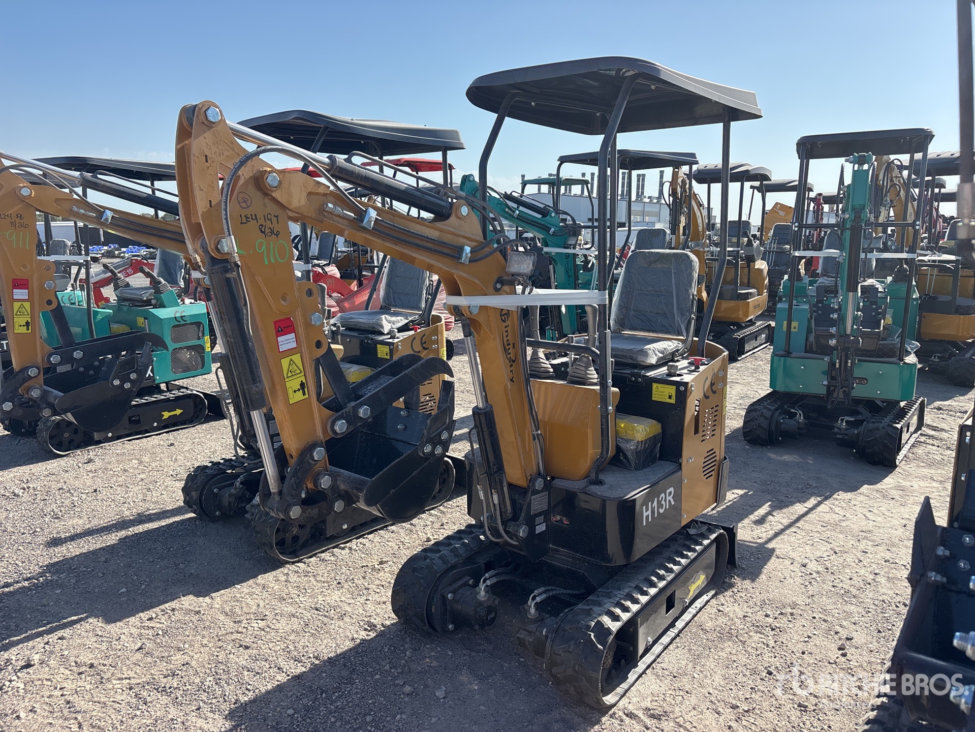 2026 CFG H13R Mini Excavator (Unused)