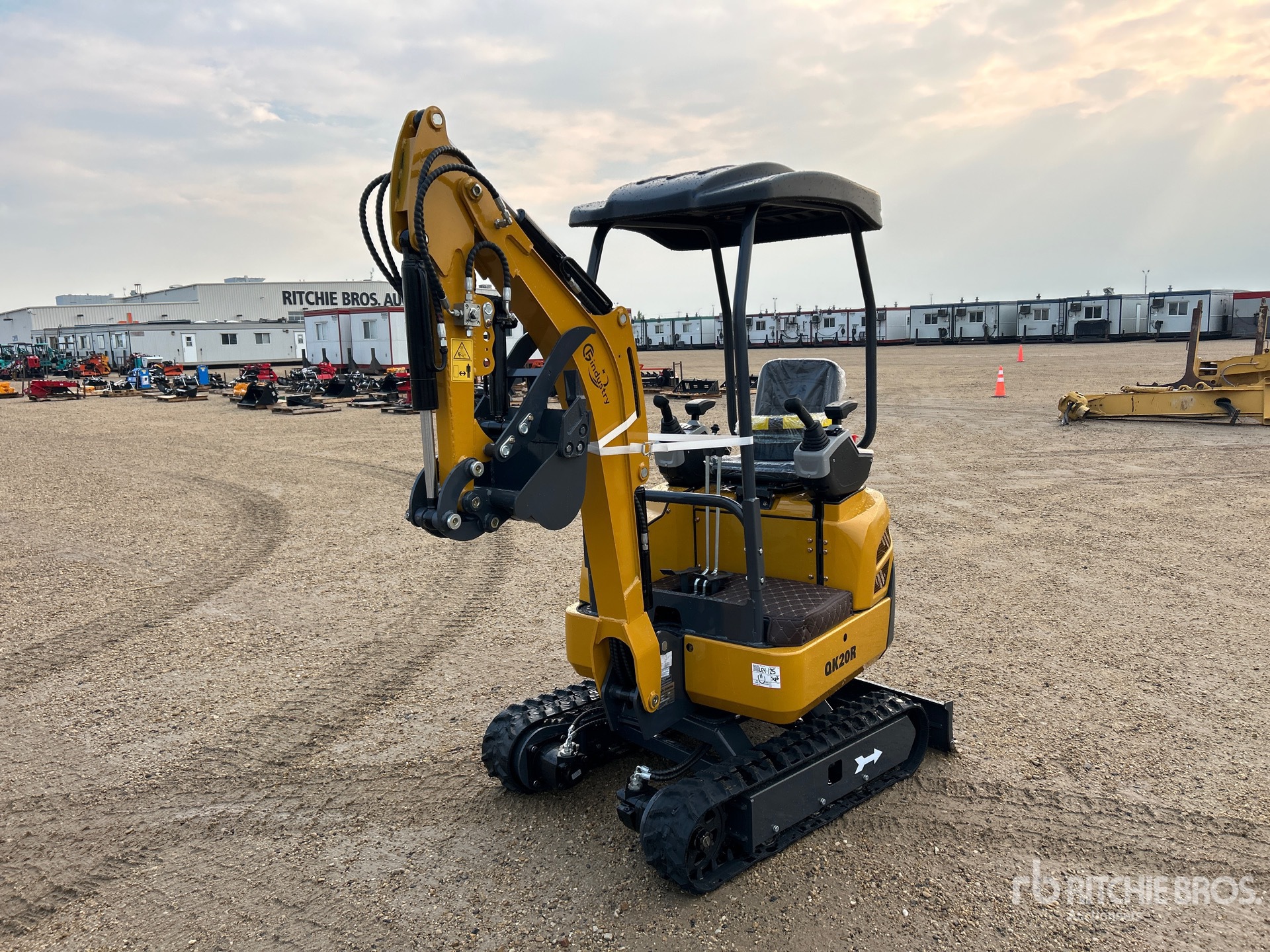 2026 CFG QK20R Mini Excavator (Unused)