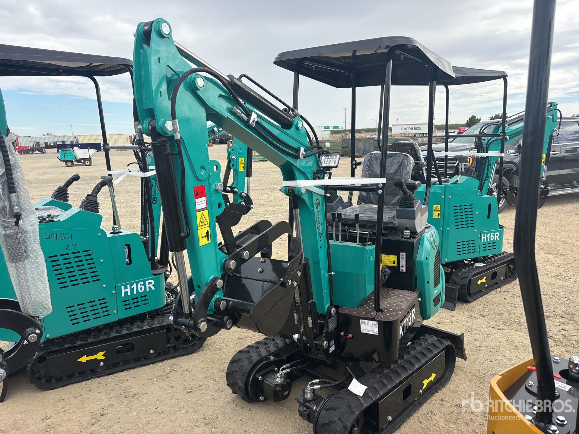 2026 CFG KT13R Mini Excavator (Unused)