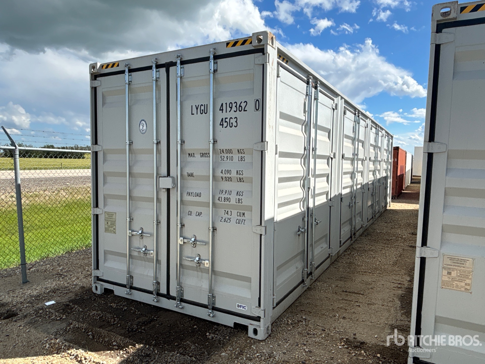 2026 40 ft High Cube Multi-Door Storage Container