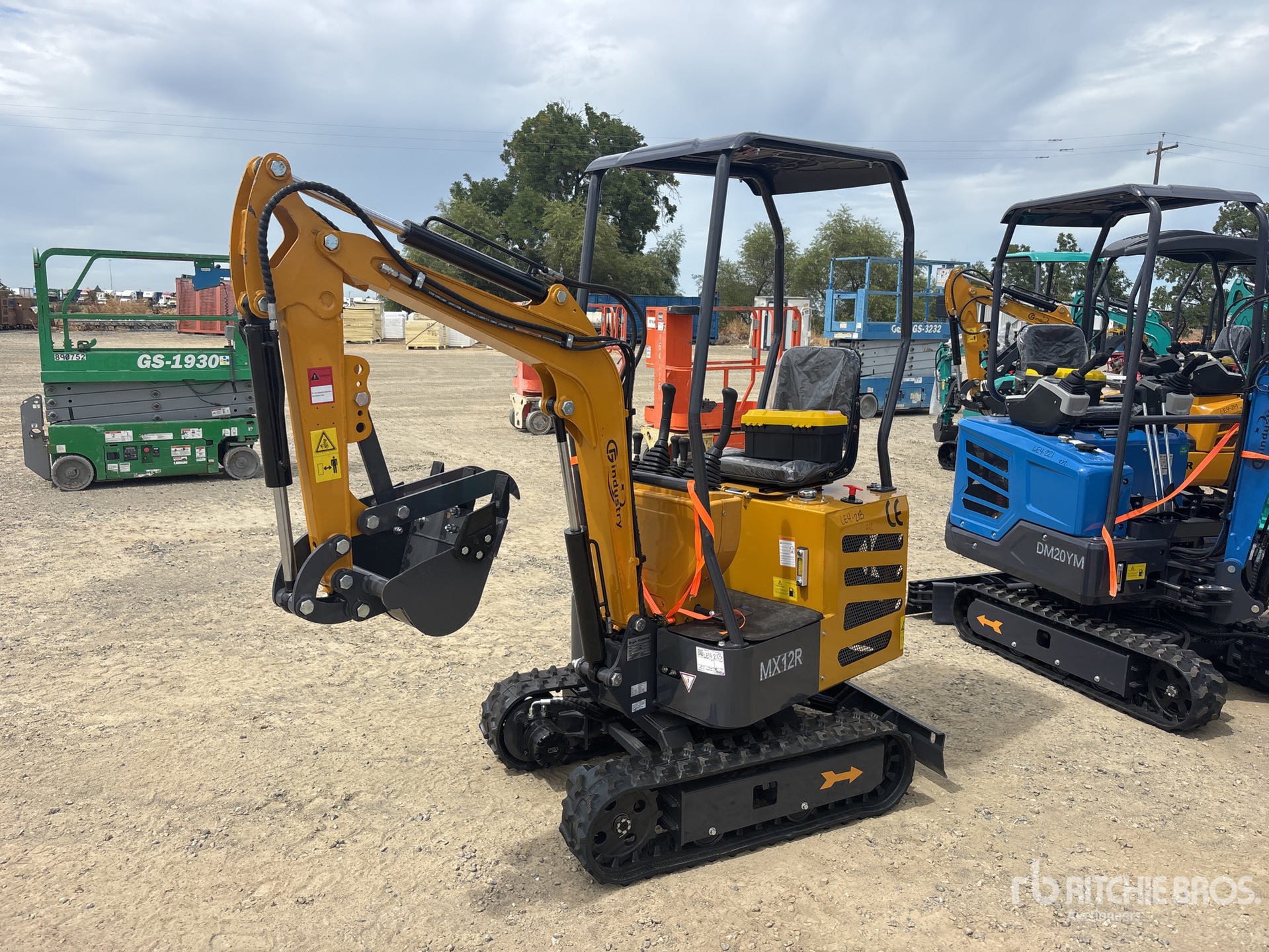 2026 CFG MX12R Mini Excavator (Unused)