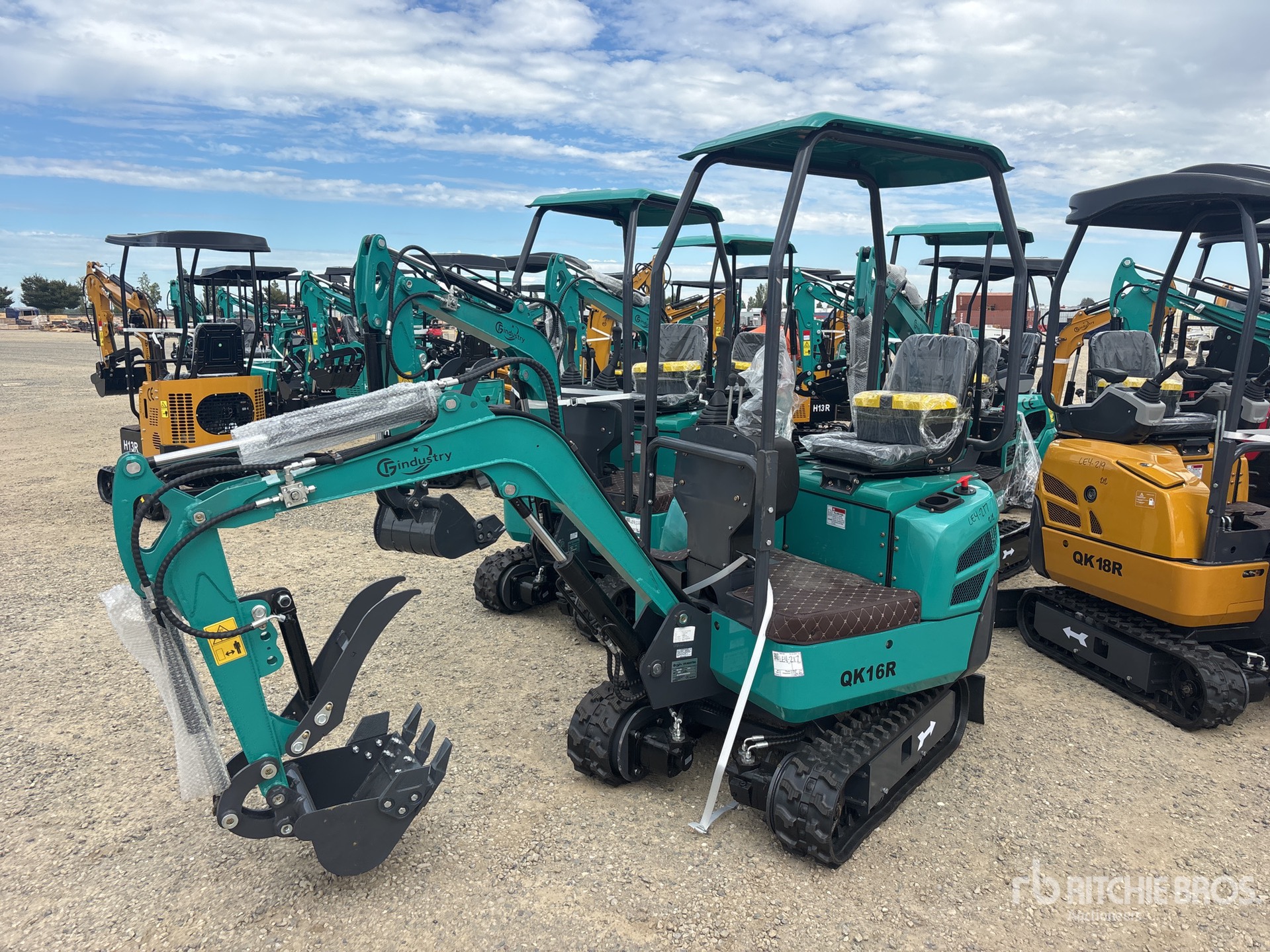 2026 CFG QK16R Mini Excavator (Unused)