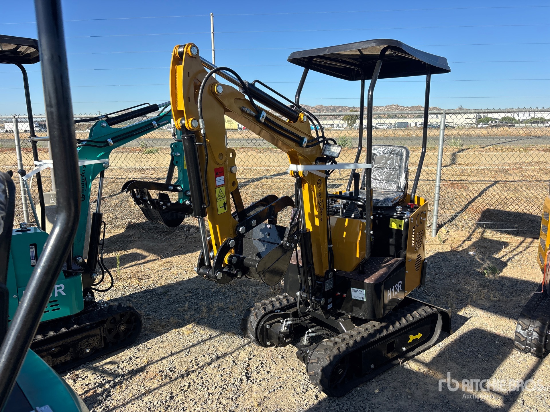 2026 CFG H13R Mini Excavator (Unused)