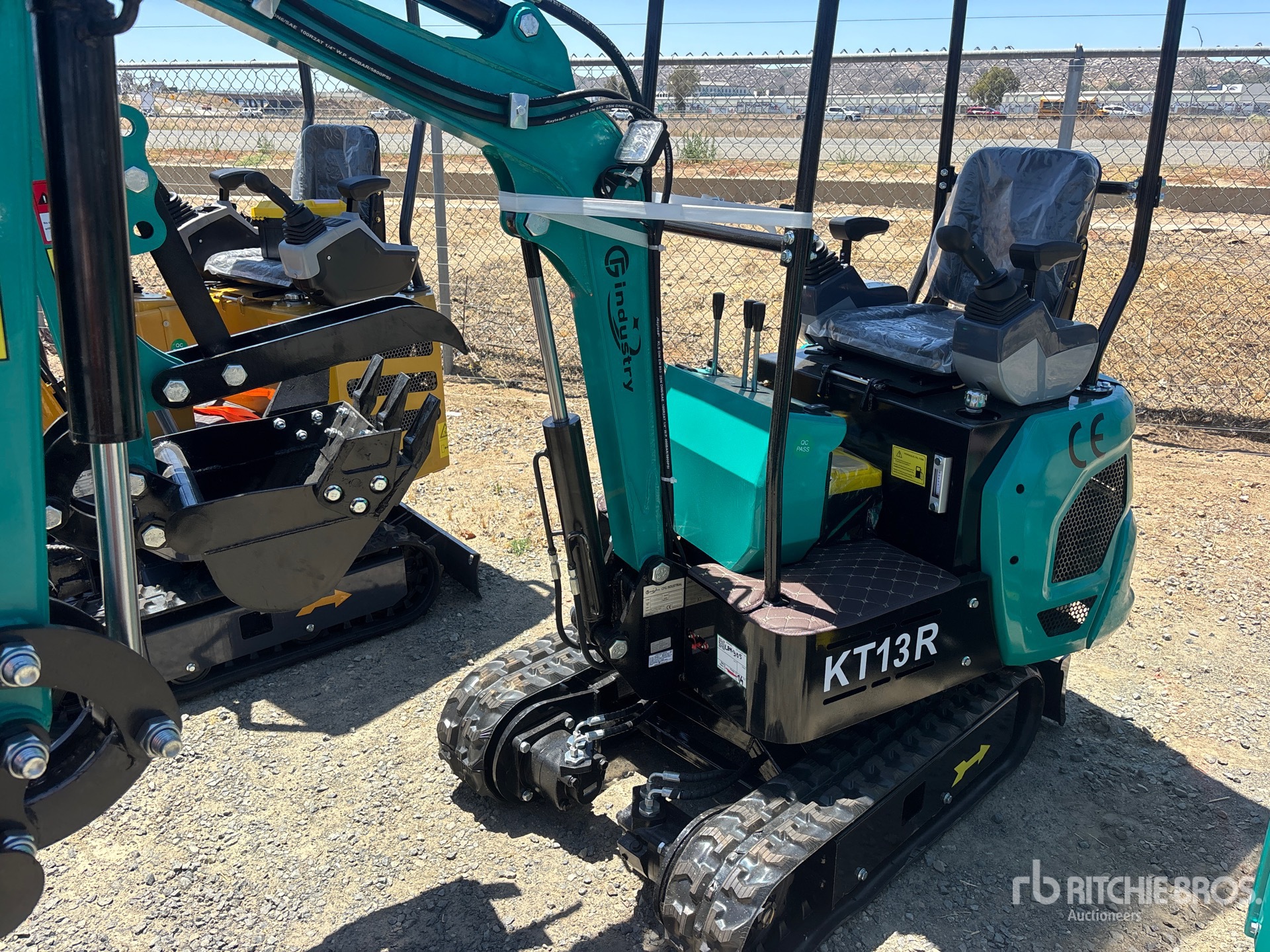 2026 CFG KT13R Mini Excavator (Unused)
