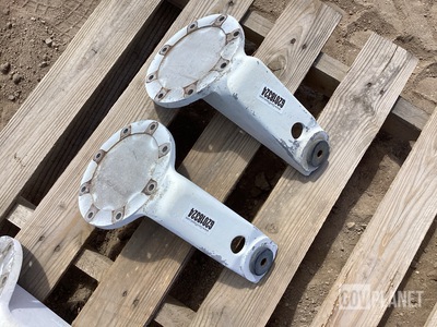 (4) 10919236 Front Radiator Mounts