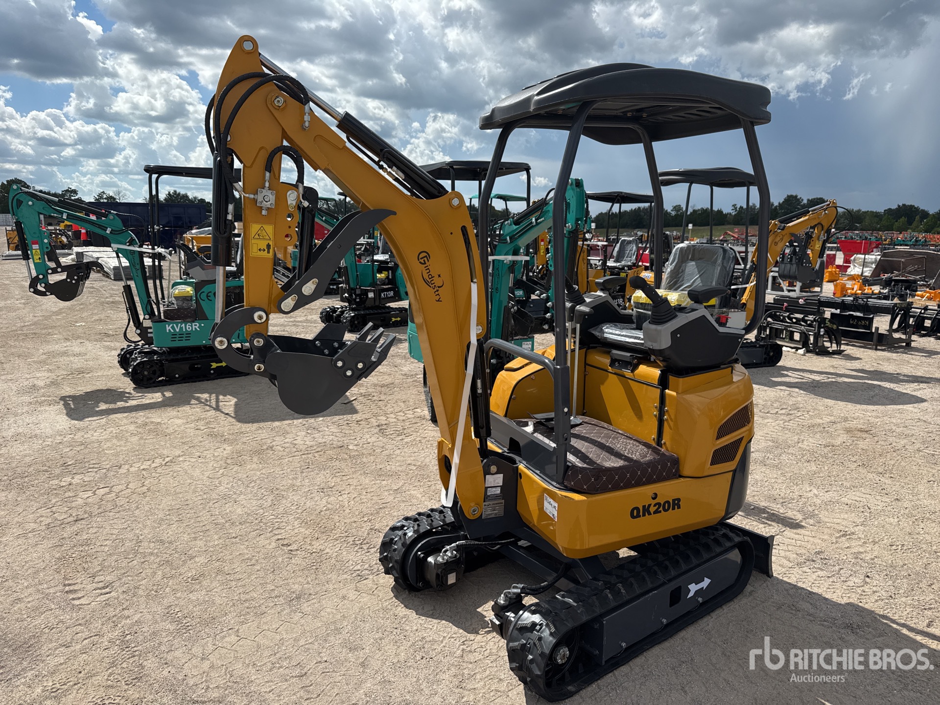 2026 CFG QK20R Mini Excavator (Unused)