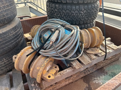 Rollers for Cat D7 dozer Varios