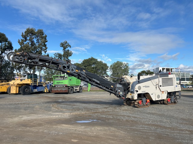 2014 Wirtgen W100F Tracked Cold Planer 2014 Wirtgen W100F Tracked Cold Planer
