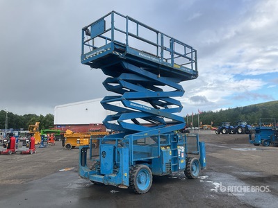 2013 Genie GS-5390 4x4 Diesel Elevador de tijera