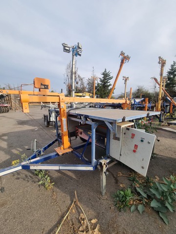 2022 Clean Light Basic Solar Light Tower (Inoperable) 2022 Clean Light Basic Solar Light Tower (Inoperable)