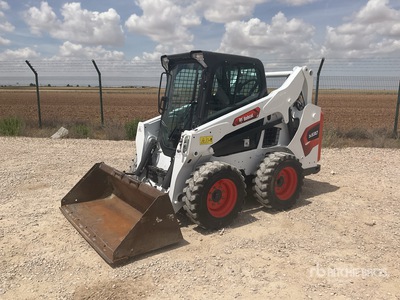 2023 Bobcat S530 Chargeuse à direction à glissement