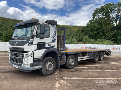 2018 Volvo FM84FR 8x4 Twin-Steer Flatbed Truck