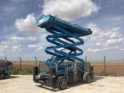 2006 Genie GS4390 4x4 Diesel Scissor Lift