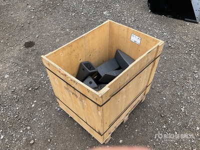 Quantity of (17) Strickland Excavator Bucket Tooth Varios, accesorio para excavadora - Fits Cat J460 / 235 (Unused)