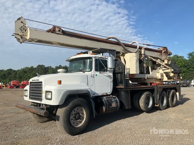 2002 Mack RD688S 6x4 Boorwagen
