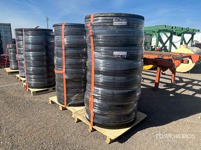 Quantity of (16) Firemax 11R22.5 Neumáticos (Unused)