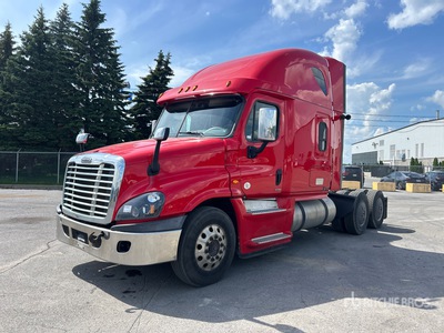 2017 Freightliner Cascadia 125 6x4 3- Achs Sattelzugmaschine mit Schlafkabine