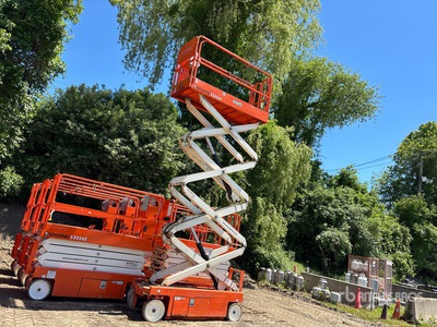 2019 Snorkel S3226E Electric Electric Scissor Lift
