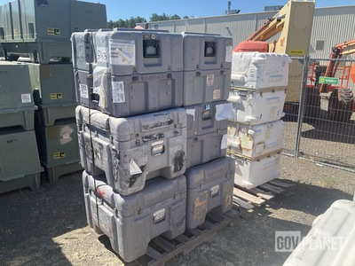 (8) Assorted Shipping & Storage Cases