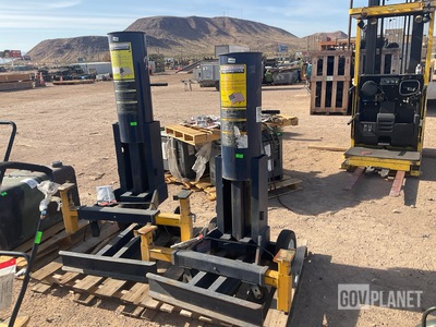 (2) Hein-Werner HW93690 Air Operated End Lifts
