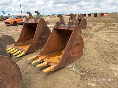 CWS 30 in Q/C Digging Excavator Bucket - Fits WBM 200