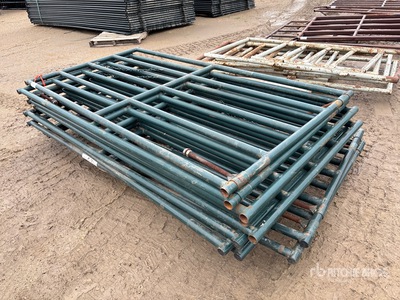 Quantity of (10) 7 ft 8 in x 4 ft Portail pour bétail