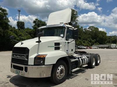 2020 Mack Anthem 6x4 Tri/A Day Cab Truck Tractor