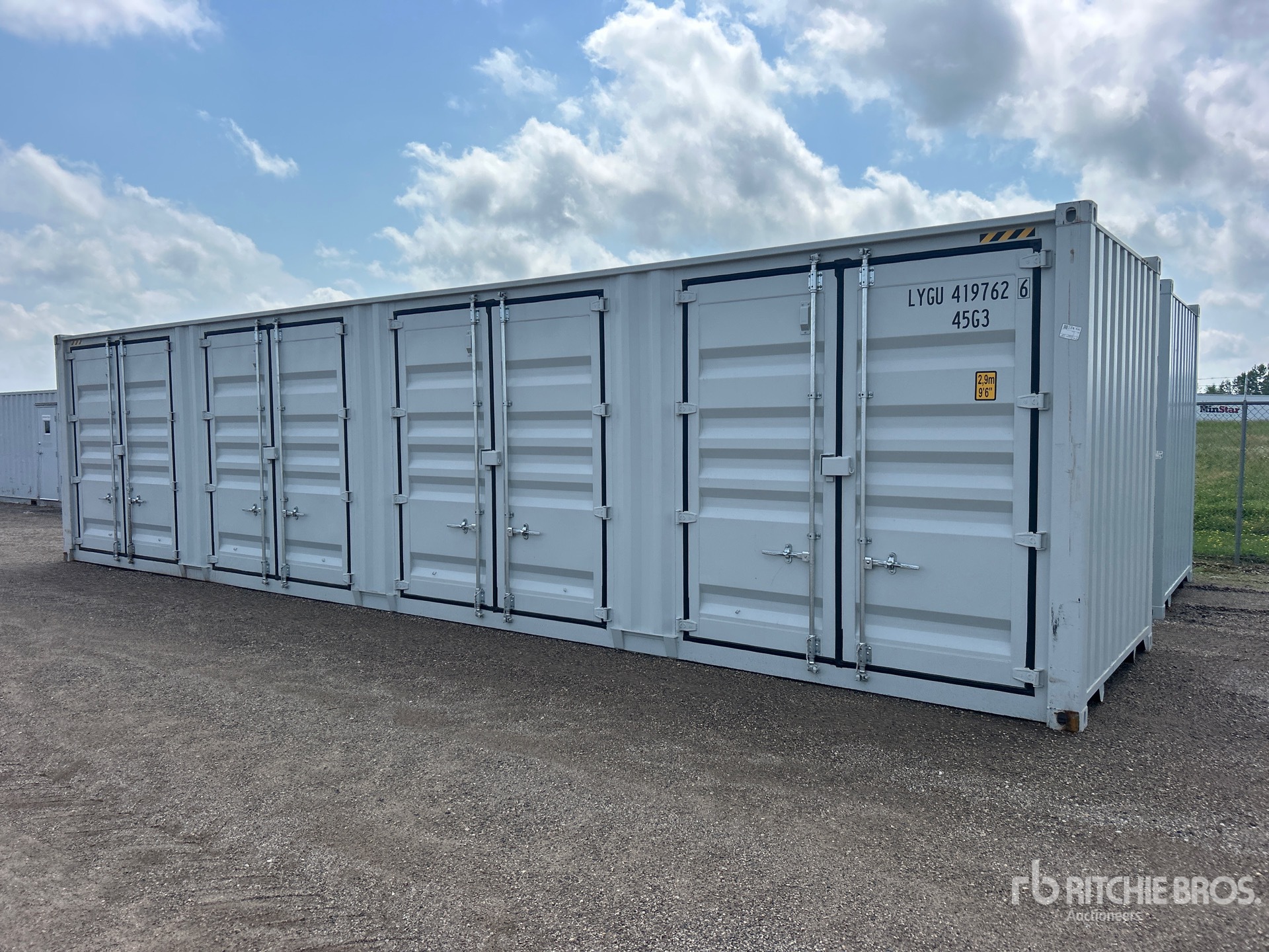 2026 40 ft High Cube Multi-Door Storage Container