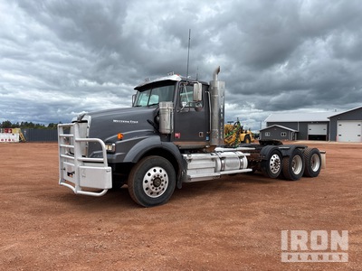 2012 Western Star 4900 8x4 4-Achs Sattelzugmaschine