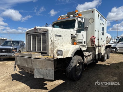 2016 Kenworth C500 6x4 Camion de combustible y lubricacion