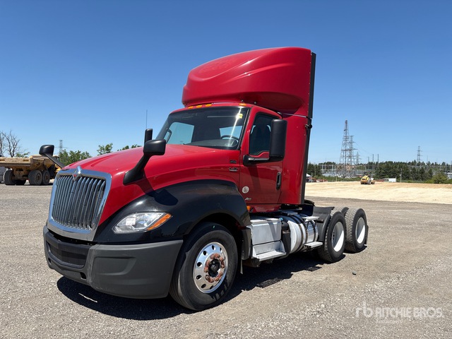 3HCDZTZR3KL473118 2019 photo no. 1