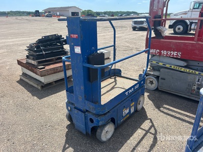 UpRight TM12 24V Elevador vertical