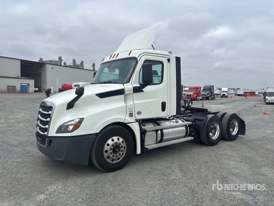 2019 Freightliner Cascadia 126 6x4 Cabeza Tractora Cabina Corta