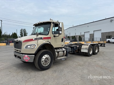 2012 Freightliner M2 106 6x4 Cabine et châssis