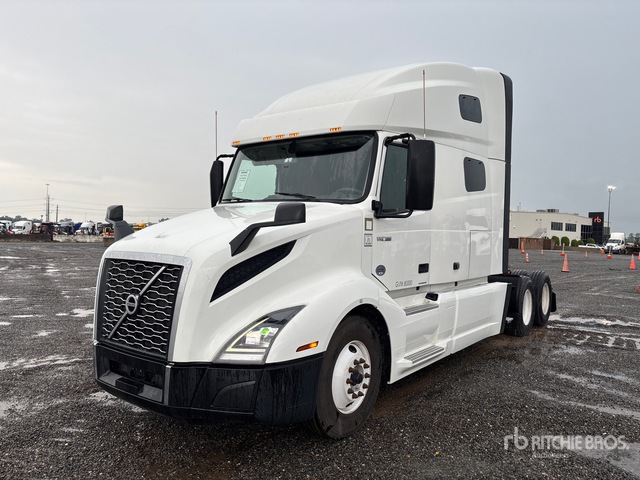 2023 Volvo VNL760 6x4 T/A Sleeper Truck Tractor