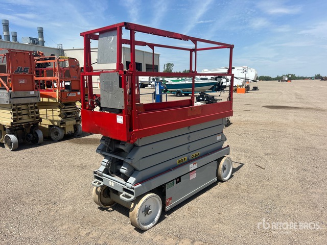Skyjack Electric Scissor Lift