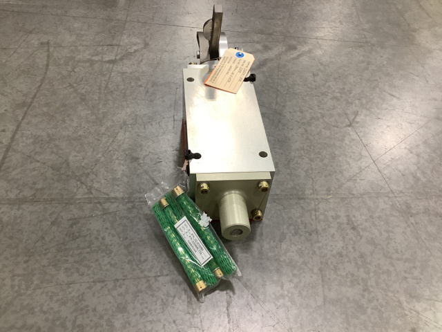 Sargent Aerospace 20244-002 Directional Control Linear Valve