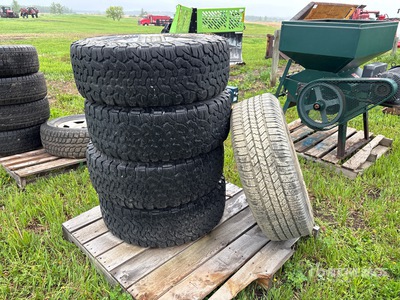 Quantity of (5) Tyres