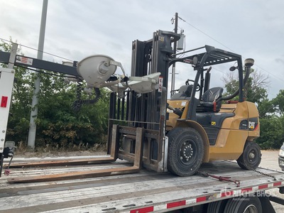2020 Cat DP40N フォークリフト